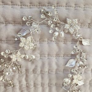 SweetV floral headpiece